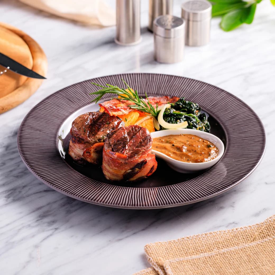 Fillet Mignon with Porcini Sauce