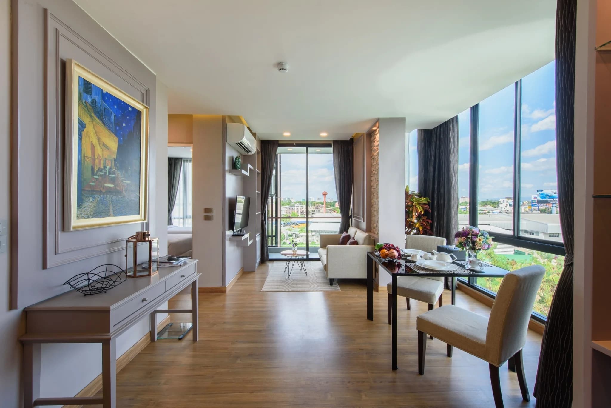 Parc Pool View Suite